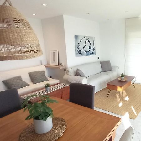 Bright Apartment Near The Beach And Barcelona By Train マズノウ エクステリア 写真
