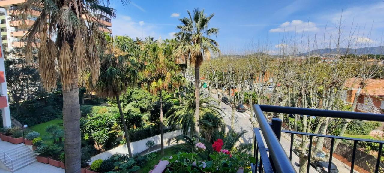 Bright Apartment Near The Beach And Barcelona By Train マズノウ エクステリア 写真