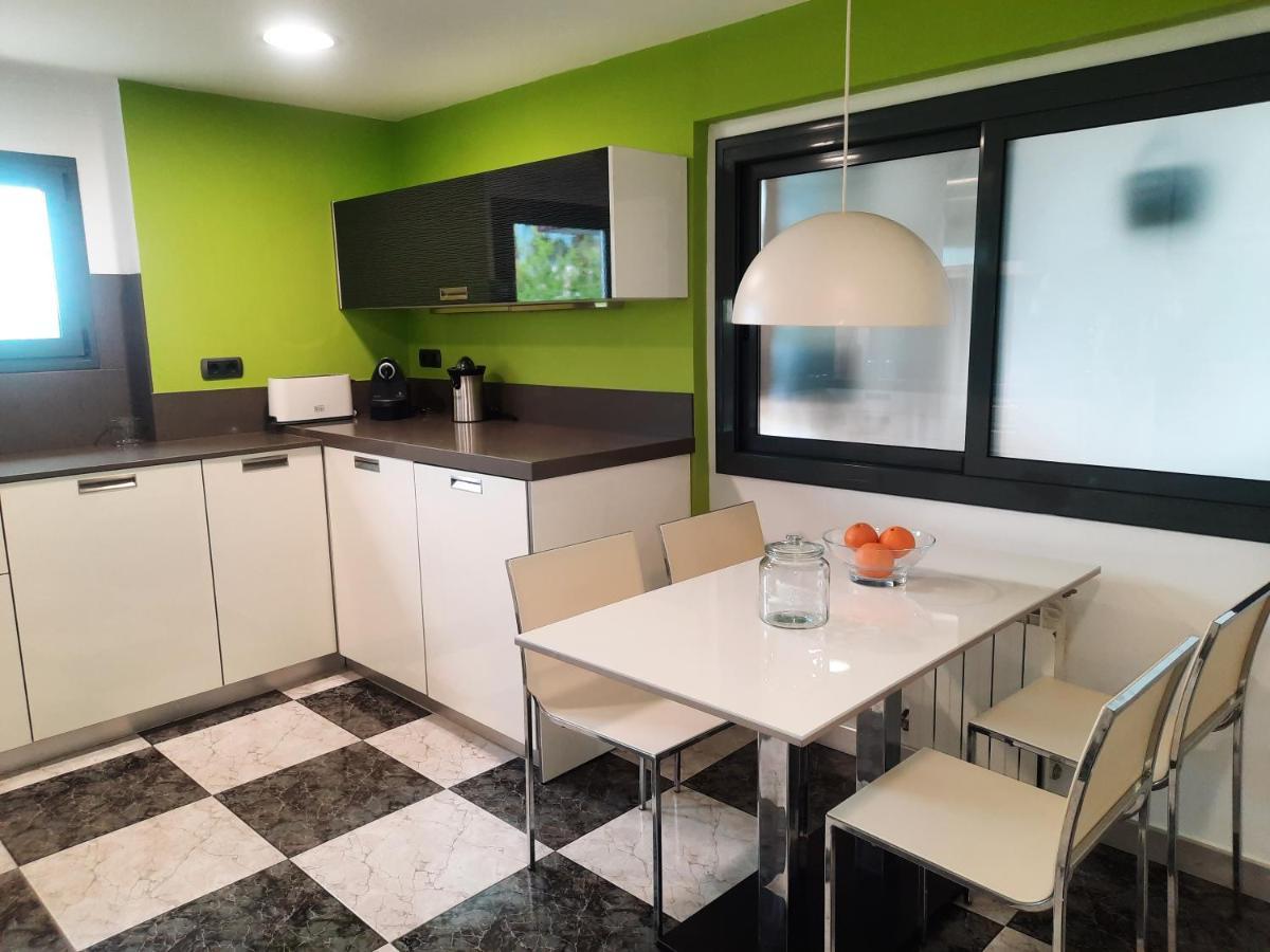Bright Apartment Near The Beach And Barcelona By Train マズノウ エクステリア 写真