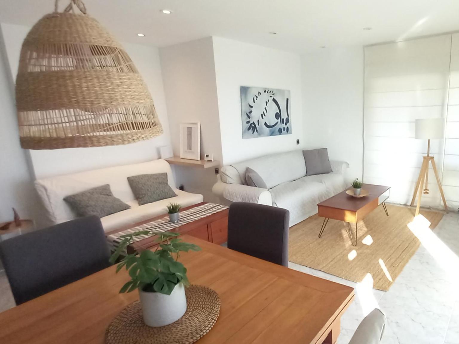 Bright Apartment Near The Beach And Barcelona By Train マズノウ エクステリア 写真